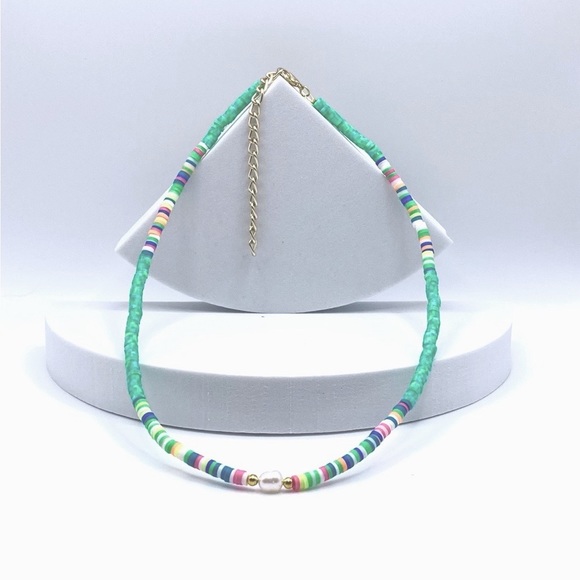 NEW….. Heishi Beaded with Genuine Freshwater Pearl Necklace - Picture 5 of 13